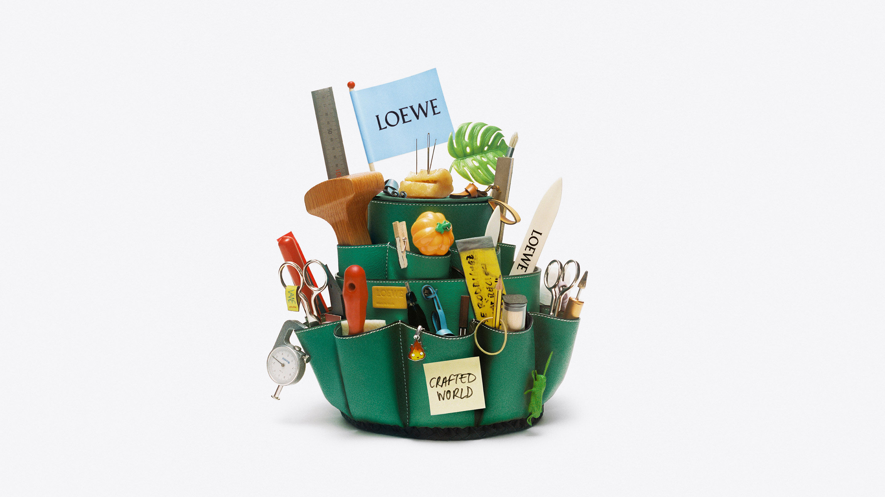 ロエベ クラフテッド・ワールド展が開幕 - 東京｜LOEWE